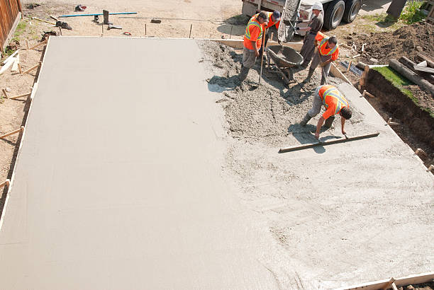 Best Best Concrete Contractor  in Crandon Lakes, NJ